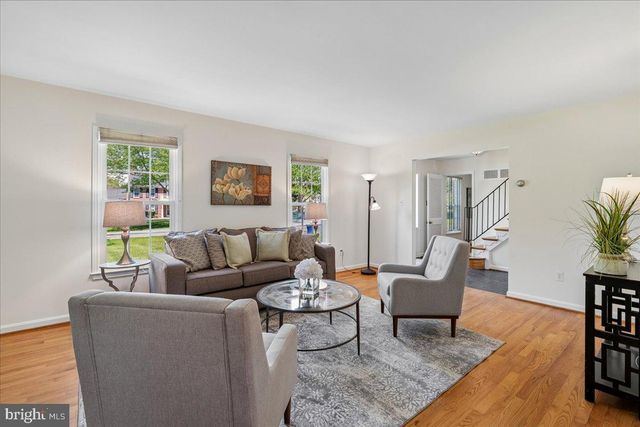 4716 SUNFLOWER DR, Rockville, MD 20853