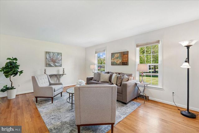 4716 SUNFLOWER DR, Rockville, MD 20853