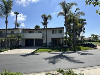 2000 Vista Cajon, Newport Beach, CA 92660