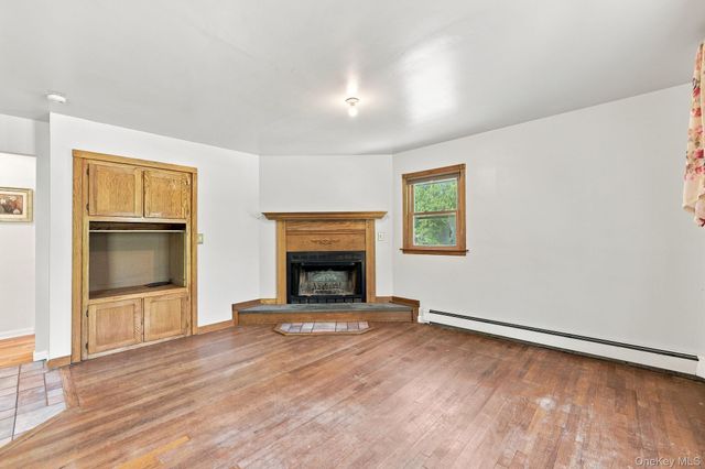 4019 State Route 52, Pine Bush, NY 12566