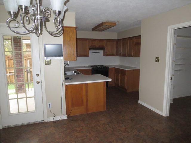 1519 Strasburg Circle, College Station, TX 77845