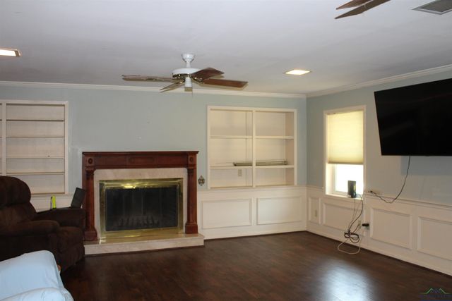 1010 Pamela, Henderson, TX 75654