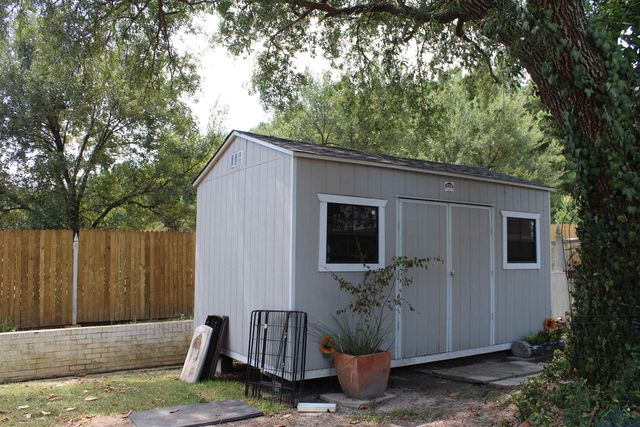 1010 Pamela, Henderson, TX 75654