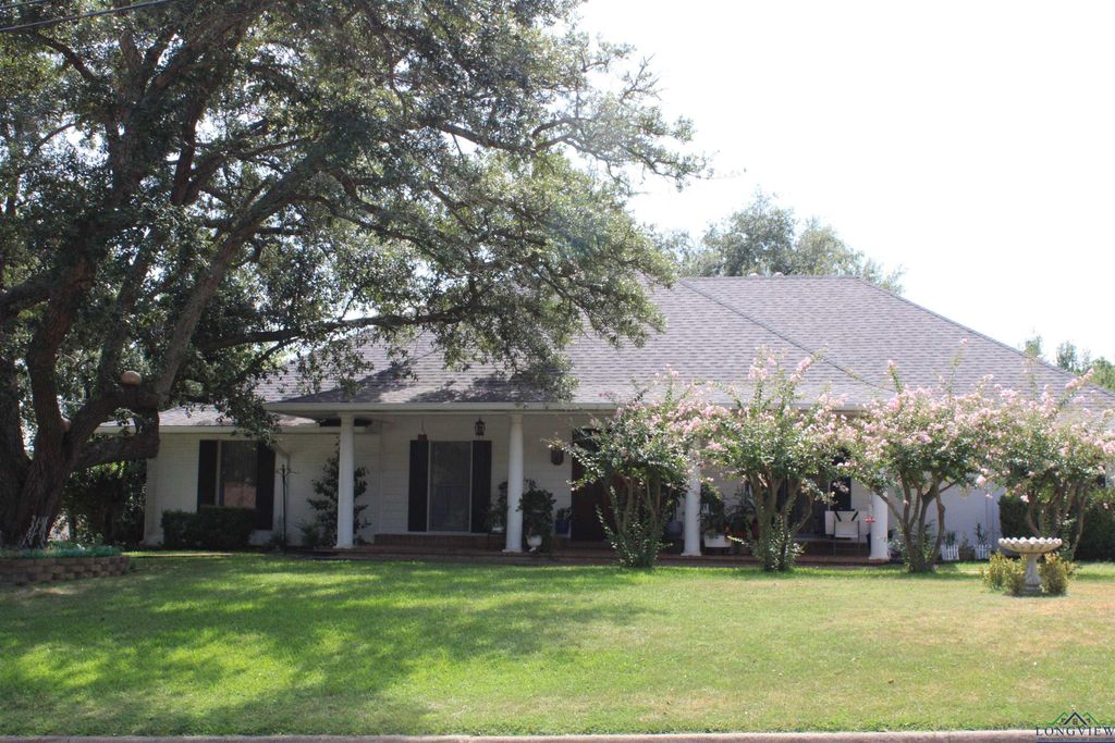 1010 Pamela, Henderson, TX 75654