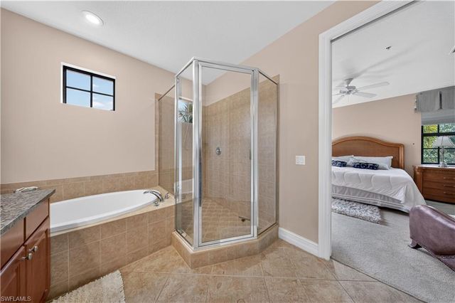 9110 Capistrano ST S 8401, Naples, FL 34113