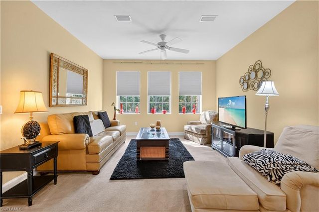 9110 Capistrano ST S 8401, Naples, FL 34113