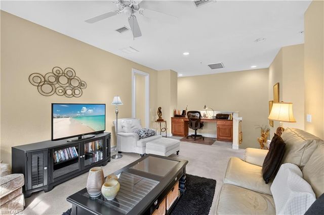 9110 Capistrano ST S 8401, Naples, FL 34113
