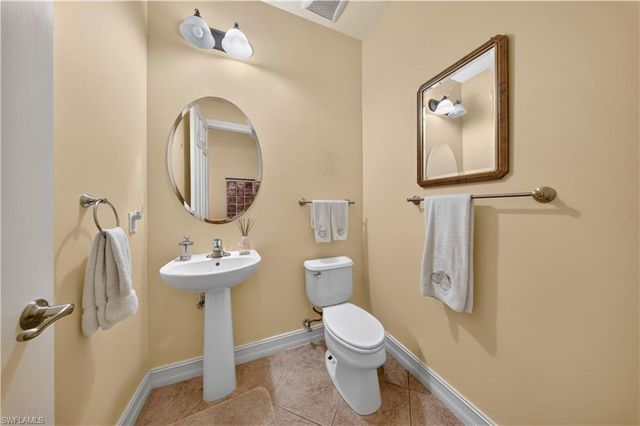 9110 Capistrano ST S 8401, Naples, FL 34113