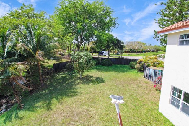 15490 SW 47th St, Miami, FL 33185