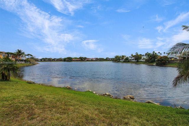 15490 SW 47th St, Miami, FL 33185