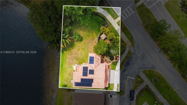 15490 SW 47th St, Miami, FL 33185