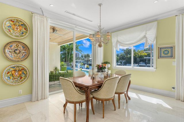 2870 NE 24th Place, Fort Lauderdale, FL 33305