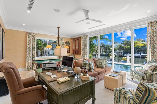 2870 NE 24th Place, Fort Lauderdale, FL 33305