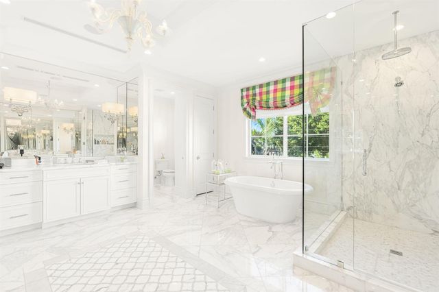 2870 NE 24th Place, Fort Lauderdale, FL 33305