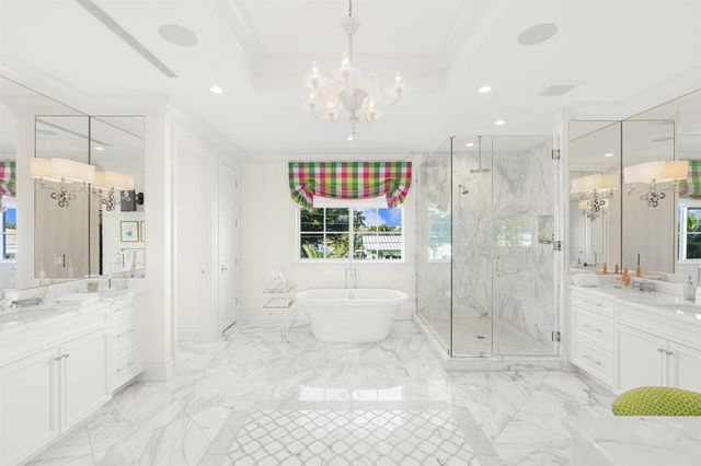2870 NE 24th Place, Fort Lauderdale, FL 33305