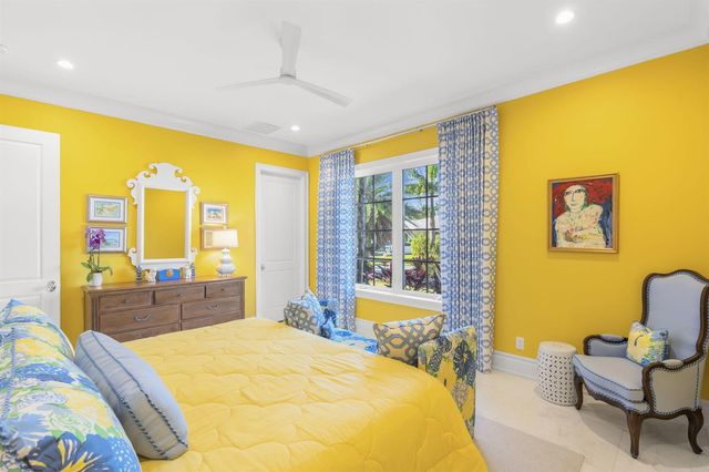 2870 NE 24th Place, Fort Lauderdale, FL 33305