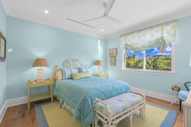 2870 NE 24th Place, Fort Lauderdale, FL 33305