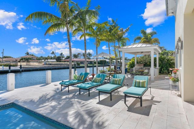 2870 NE 24th Place, Fort Lauderdale, FL 33305