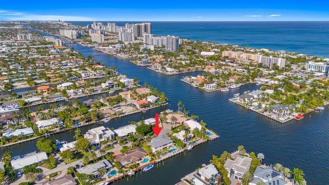 2870 NE 24th Place, Fort Lauderdale, FL 33305