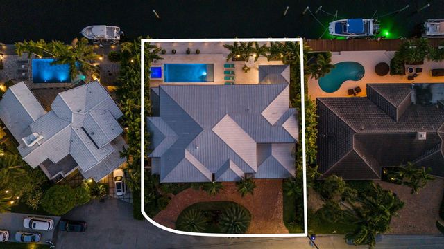 2870 NE 24th Place, Fort Lauderdale, FL 33305