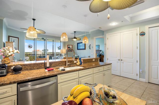 612 Lost Key Dr 1003B, Pensacola, FL 32507