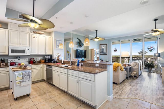 612 Lost Key Dr 1003B, Pensacola, FL 32507