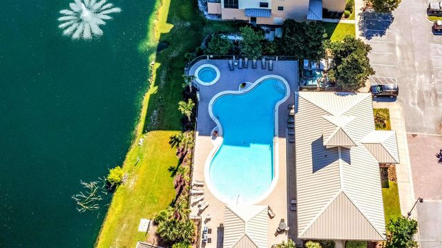 612 Lost Key Dr 1003B, Pensacola, FL 32507