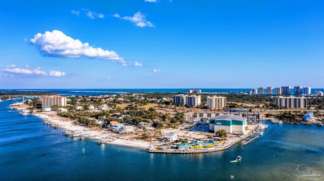 612 Lost Key Dr 1003B, Pensacola, FL 32507