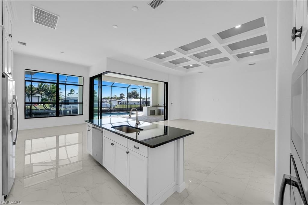 Image 24 of property listing at 1205 SE 20th CT, Cape Coral, FL 33990