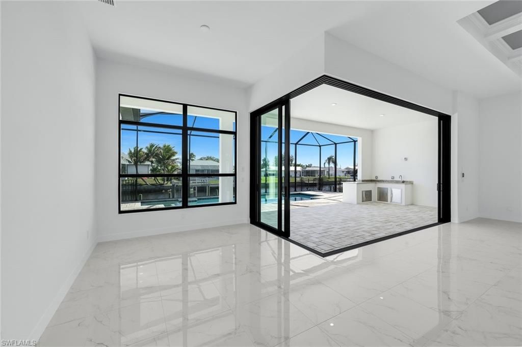 Image 26 of property listing at 1205 SE 20th CT, Cape Coral, FL 33990