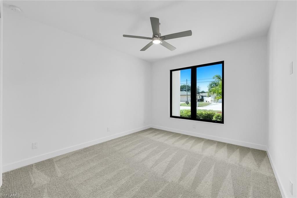 Image 36 of property listing at 1205 SE 20th CT, Cape Coral, FL 33990