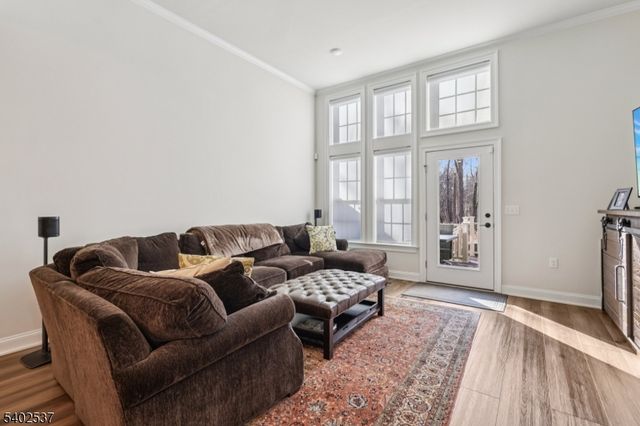 28 Dahlia Dr 28, Warren Twp., NJ 07059