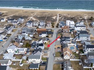 9 Tyngsboro Street, Seabrook, NH 03874