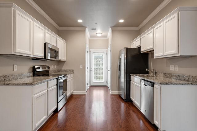 1040 Charlie Daniels Pkwy Apt 163, Mount Juliet, TN 37122