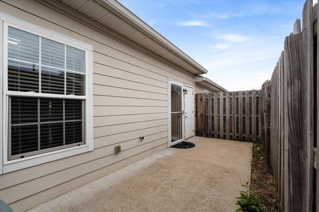 1040 Charlie Daniels Pkwy Apt 163, Mount Juliet, TN 37122
