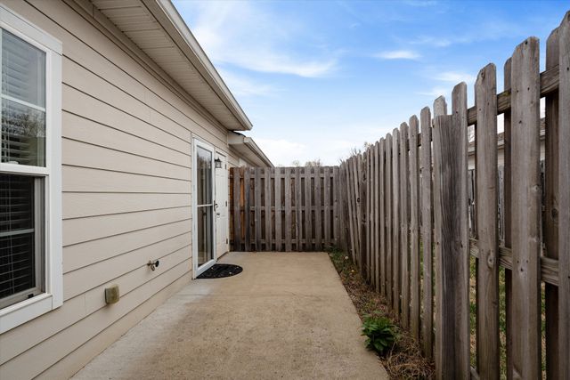 1040 Charlie Daniels Pkwy Apt 163, Mount Juliet, TN 37122
