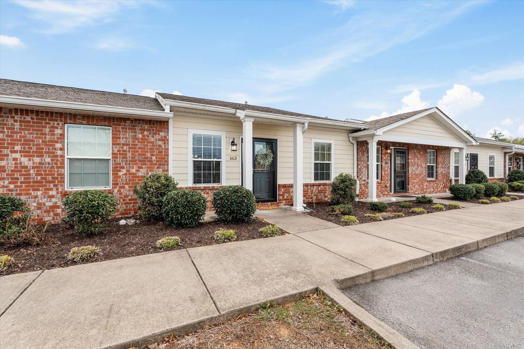 1040 Charlie Daniels Pkwy Apt 163, Mount Juliet, TN 37122