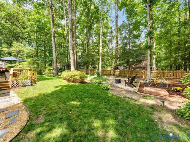 3307 Fox Chase Dr, Chesterfield, VA 23112