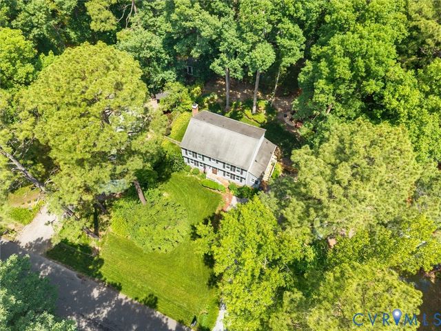 3307 Fox Chase Dr, Chesterfield, VA 23112