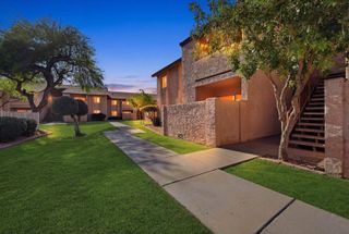 1942 S Emerson 107, Mesa, AZ 85210