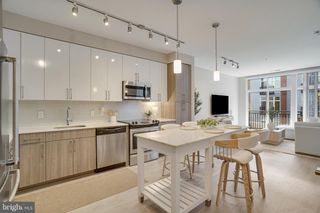 145 RIVERHAVEN DR #352, Oxon Hill, MD 20745