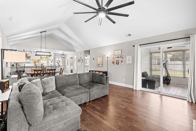 1141 Bethpage Dr., Myrtle Beach, SC 29579