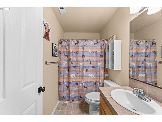 12671 VILLARD Pl, Oregon City, OR 97045