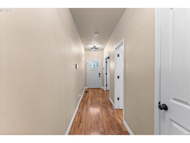 12671 VILLARD Pl, Oregon City, OR 97045
