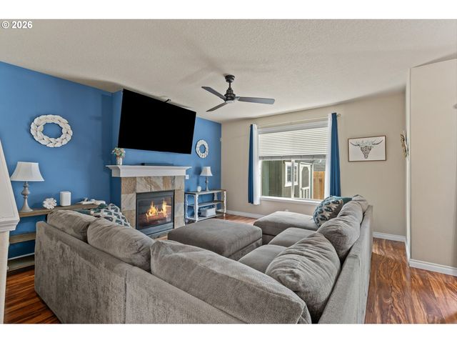 12671 VILLARD Pl, Oregon City, OR 97045