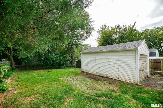 1030 E MAYWOOD Avenue, Peoria, IL 61603