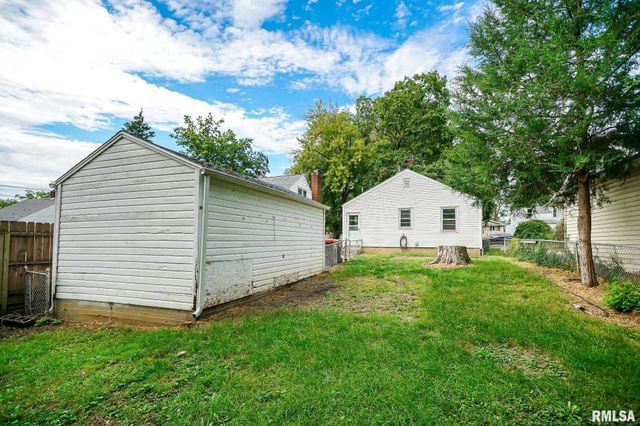 1030 E MAYWOOD Avenue, Peoria, IL 61603