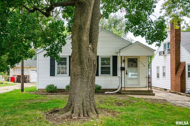 1030 E MAYWOOD Avenue, Peoria, IL 61603