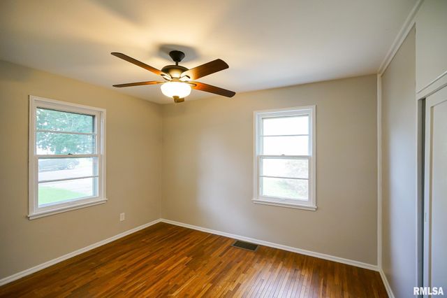 1030 E MAYWOOD Avenue, Peoria, IL 61603