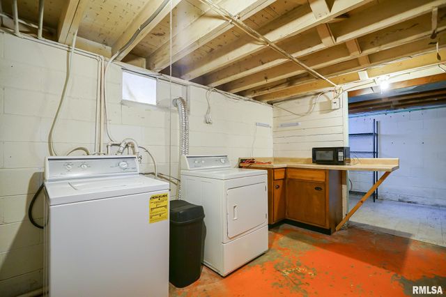 1030 E MAYWOOD Avenue, Peoria, IL 61603